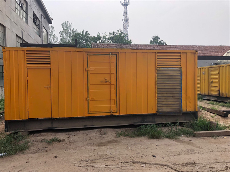 红古发电机出租进行负载测试时，电瓶电量不足的具体判断标准是什么？