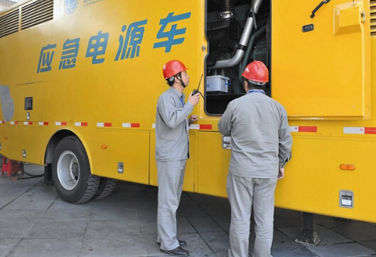 红古如何清理被灰尘覆盖的机油散热器？